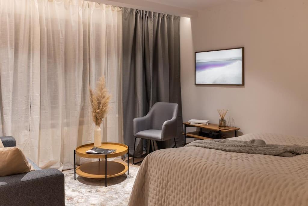 Kalnu Dzivoklis Apartment Cesis